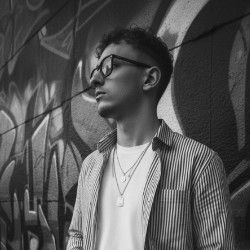 Joshua Vila Pouca